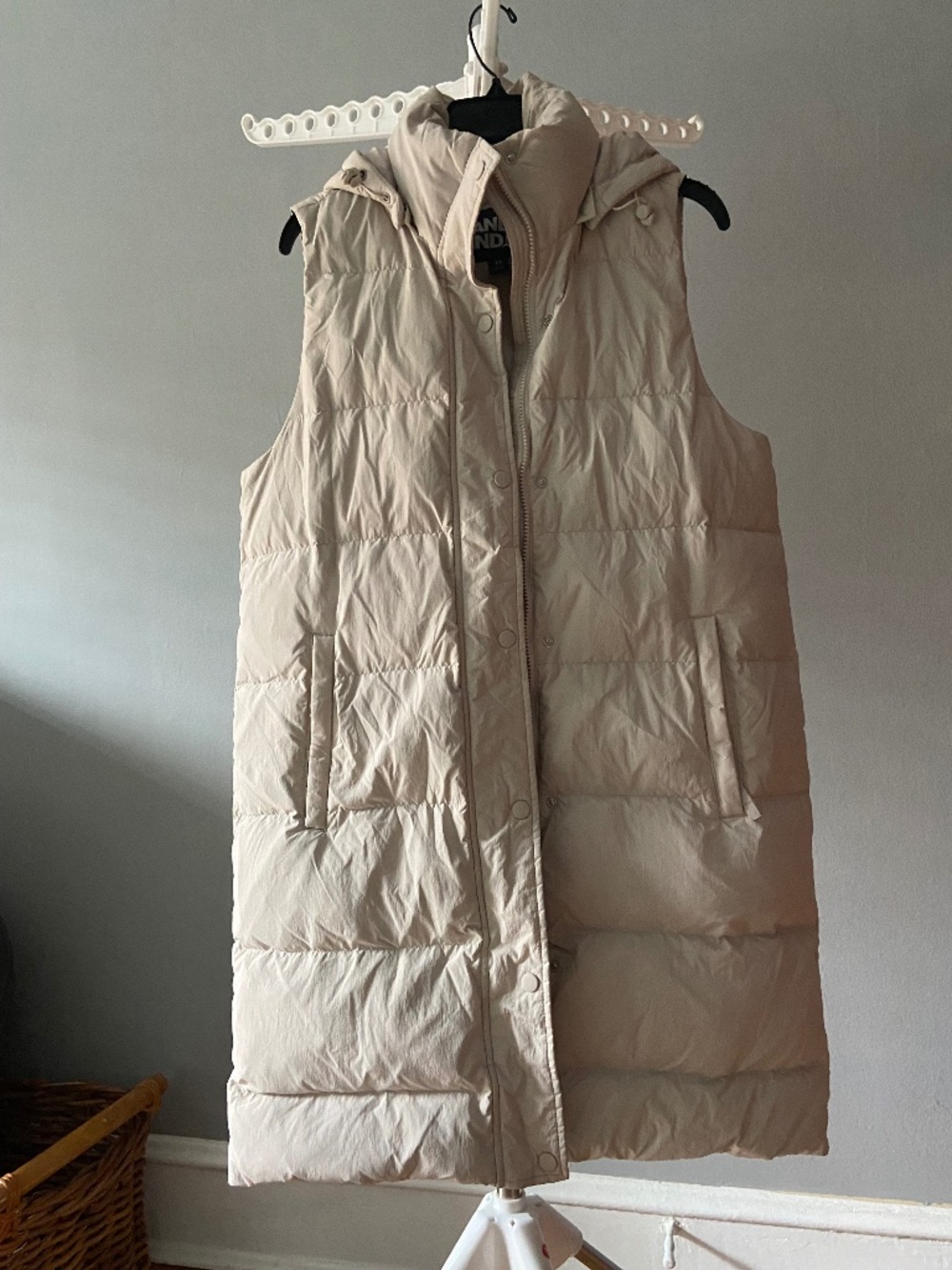 Long Hooded Puffer Vest, Lands' End, Beige – Size XS (2-4)